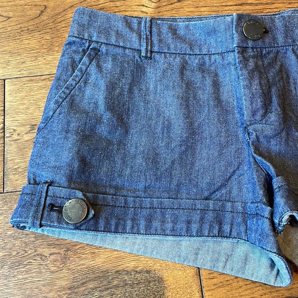 Talula Dark Denim Shorts - Size 4 - Picture 4 of 5